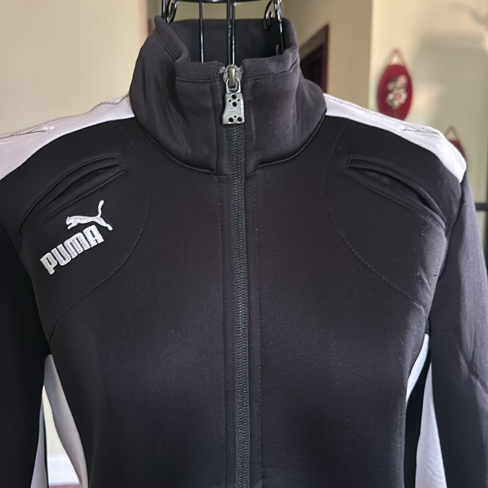 Puma/Ferrari jacket - Picture 6 of 10